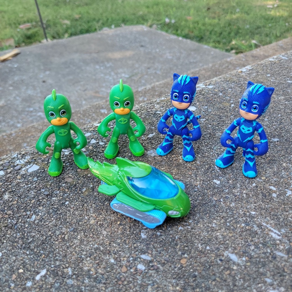 PJ MASKS Action Figures CATBOY GEKKO Vehicle Kids Toy Lot Green Blue